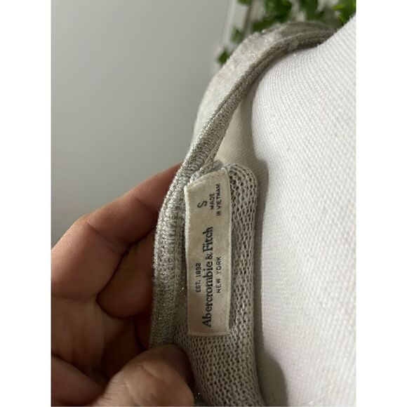 Abercrombie and Fitch Long Sleeve Crew Neck Sweater - Picture 6 of 7